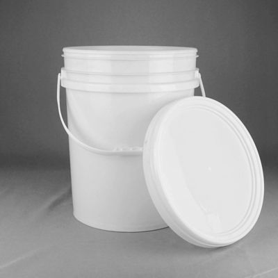 عالية المقاومة الكيميائية الدلو الكيميائي Hdpe 5 جالون الدلو OEM