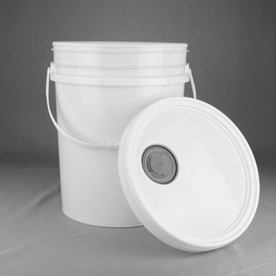 عالية المقاومة الكيميائية الدلو الكيميائي Hdpe 5 جالون الدلو OEM